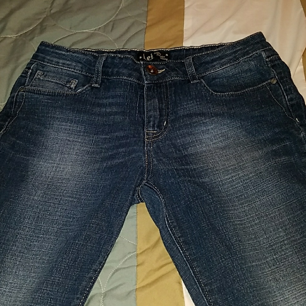 Jeans - Picture 2 of 3